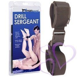 Manbound (by Sportsheets) Drill Sergeant Kersantti Pora-asentotuki